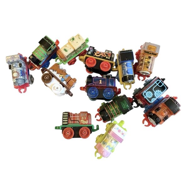 Thomas The Tank Train And Friends Holiday Mini Trains Mattel Lot Of 13 Christmas - Picture 5 of 5